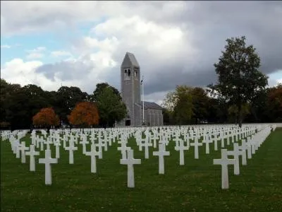 Qui chantait " Monsieur le Président de France je vous écris ...."