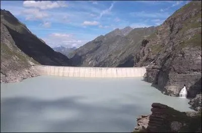 Quel est ce célèbre barrage ?