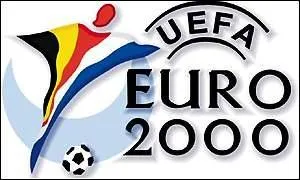 CE : nous sommes en Belgique et aux Pays-Bas en 2000 , le sélectionneur est :