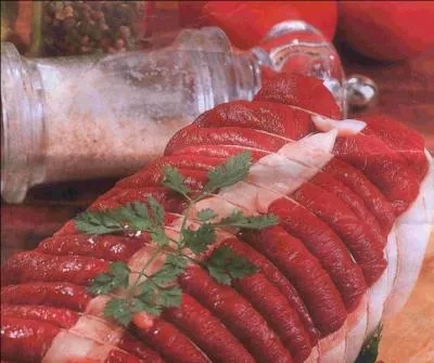 Tout se mange dans le boeuf ! Et si le prix garantit la qualité, alors nous sommes sûrs que -------- est le meilleur morceau, très tendre, mais que l'on peut trouver fade s'il n'est accompagné d'une sauce !