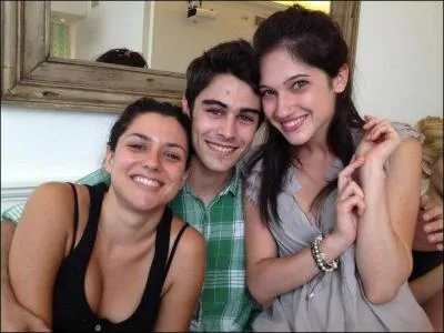 Quels sont les deux personnages du couple Naxi ?