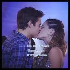 Violetta et Leon vont-il sortir ensemble (fin saison 2) ?