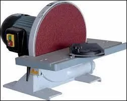 Quelle est la fonction d'un lapidaire ?