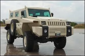 Comment se nomme ce véhicule militaire ?