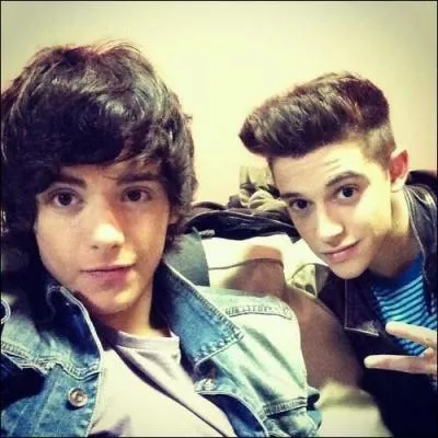 Comment se nomment ces garçons ?