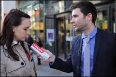 Dans quelle vidéo de Cyprien Natoo apparaît-elle assez souvent ?