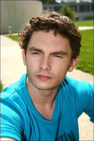 De quel instrument joue Milo ?