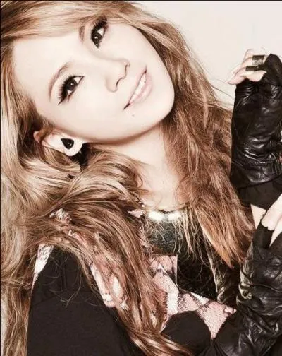 Qui est représentée sur cette photo ?