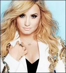 Dans son album ''Demi'', laquelle des chansons a été sacrée disque de platine ?