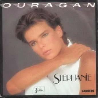 En 1986, Stphanie de Monaco enregistre 'Ouragan'. Compltez les paroles: 'Comme un ouragan, ...'