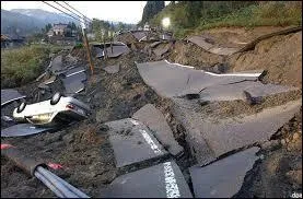 Quel est le nom de l'échelle utilisée pour mesurer la magnitude d'un séisme ?