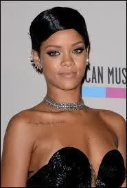 Comment s'appelle-t-elle ?