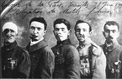 Que représente cette carte postale ?