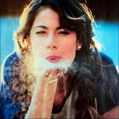 Quel gar&ccedil;on a la chance d'&ecirc;tre le petit ami de Martina ?