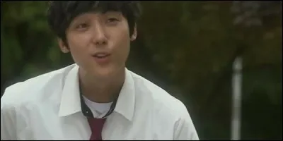 Qui Sin Jae Rok terrorise-t-il à l'école ?