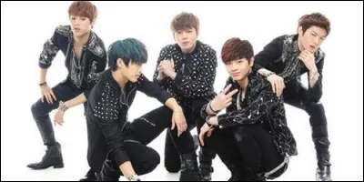 Quel groupe interprète le rôle du groupe "Men in Black" ?