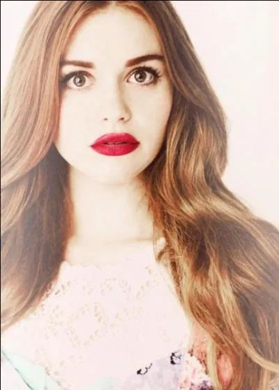 Quelle est l'actrice jouant le rôle de Lydia Martin ?