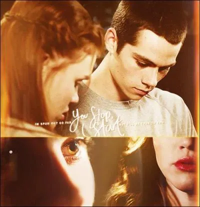 Avec qui Stiles fait-il sa première fois ?