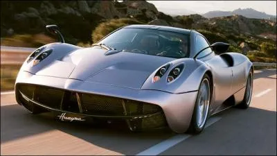 Laquelle gagne entre la Pagani Zonda R, la Pagani Huayra et la Lamborghini Aventador ?