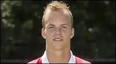 Qui est ce footballeur ?