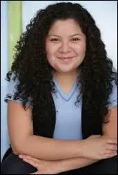 Qui est cette actrice et dans quelle série de Disney Channel a-t-elle joué ?