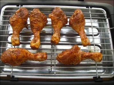 Que sont ces grillades qu'Emilierouge est en train de faire cuire ?