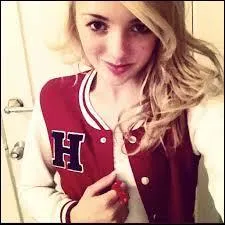 Combien mesure Peyton Roi List ?