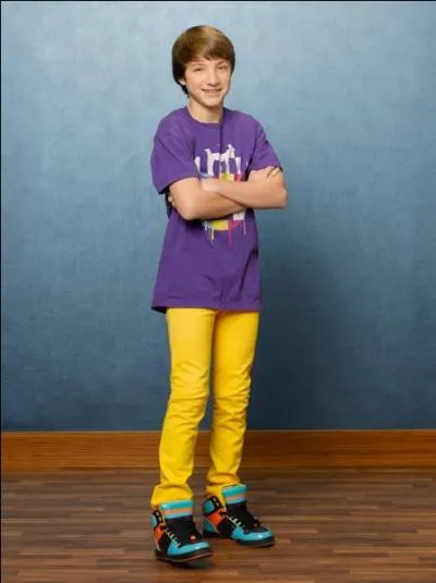 Combien mesure Jake Short ?