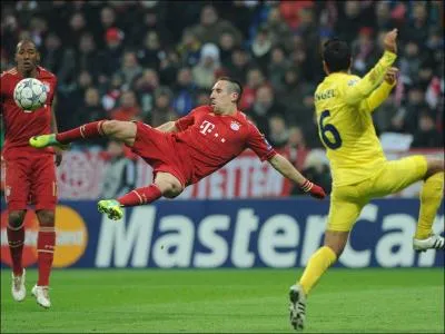 *Lequel des joueurs ci-dessous est le plus à l'aise sur son mauvais pied ?