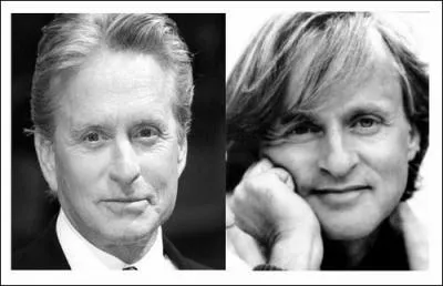 Voici le chanteur Dave et ....