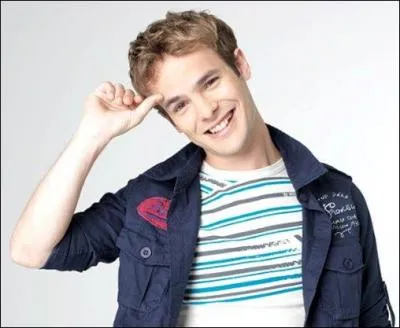 Qui est ce personnage dans la série "Violetta" ?