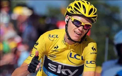 Quelle grande compétition cycliste remportée l'année passée par Christopher Froome connaîtra son grand départ ce samedi 5 juillet 2014 ?