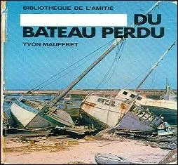 Les requins ont dévoré ----- jeune mousse de ce bateau chaviré.