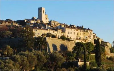 Dans quel département irez-vous pour visiter Saint Paul de Vence, bourg bastionné et médiéval à souhait qui fut aimé des peintres comme Signac, Renoir, Derain et Bonnard?