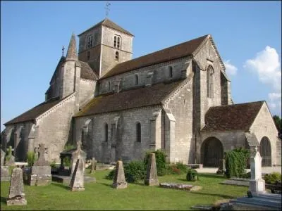 Faisons une halte à Nuits-Saint-Georges en Côte d'Or, mais à quel roi, son médecin ordonna-t-il de boire chaque jour quelques verres de vin de Nuits?