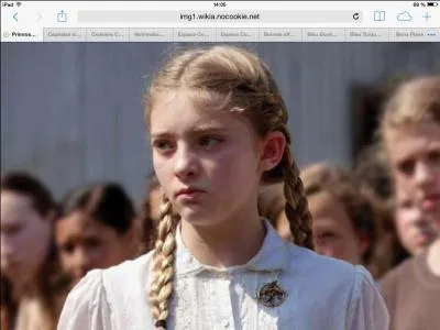 Comment s'appelle la sur de l'actrice principale ?