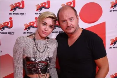 Qu'est-il arrivé lorsque Miley Cyrus a rendu visite à l'équipe ?
