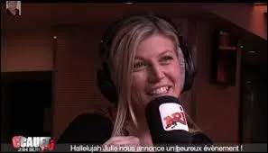 Comment s'appelle le fils de Julie ?