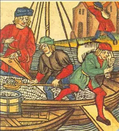 Le sel était le seul produit permettant de conserver les denrées alimentaires et faisait l'objet d'un monopole. Sous quel nom est connu l'impôt sur le sel ?