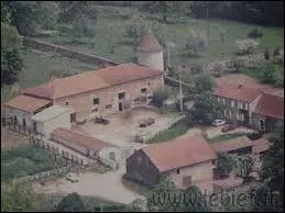 Bief est un village Doubiste situé en région ...