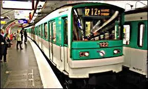 Combien de passagers prennent le métro chaque jour à Paris ?