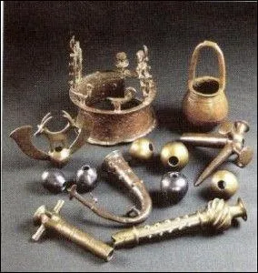 A partir de quel âge la ville est-elle habitée ?