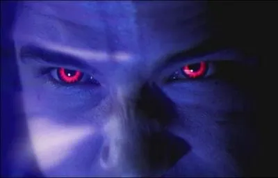 Quand un loup-garou a les yeux rouges, ça veut dire que :