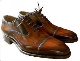 Tu (mettre / prsent) ... tes chaussures tout de suite, il faut qu'on parte !