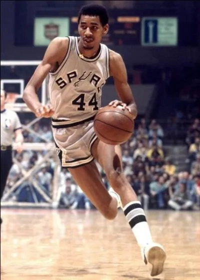 Quel ancien joueur des San Antonio Spurs tait surnomm  The Iceman  ?