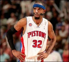 Quel est ce joueur ayant disput trois  All Star Game  surnomm  Rip  ?