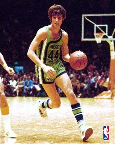 Quel tait le surnom de Pete Maravich ?