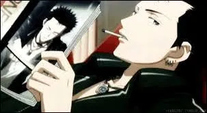 Dans le groupe  Trapnest , que fait-il ?