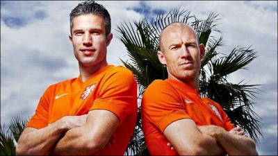 Comment se nomment ces deux stars de l'équipe des Pays-Bas ?