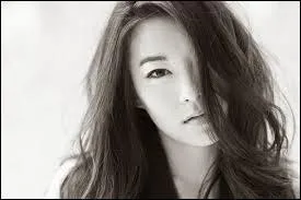 Kira manie quelle arme ?